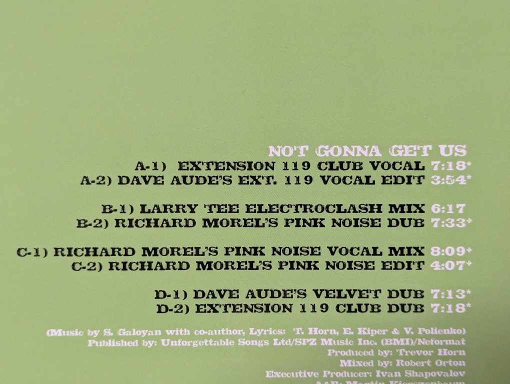 PXL_20251120_200507211