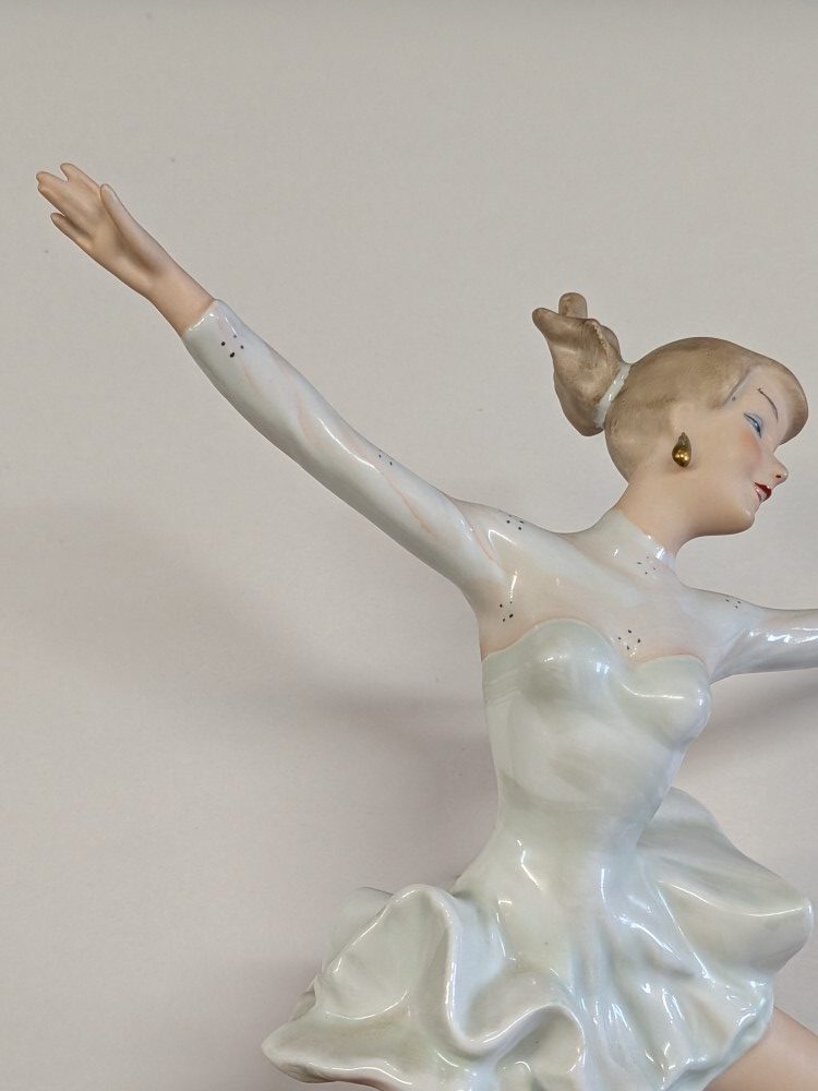 PXL_20260216_205016371